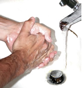 contact dependent biometric patient ID solutions do not support hospital infection control.