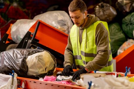 How Proper Waste Management Supports Healthcare Facilities: A Focus on Drexel Heights