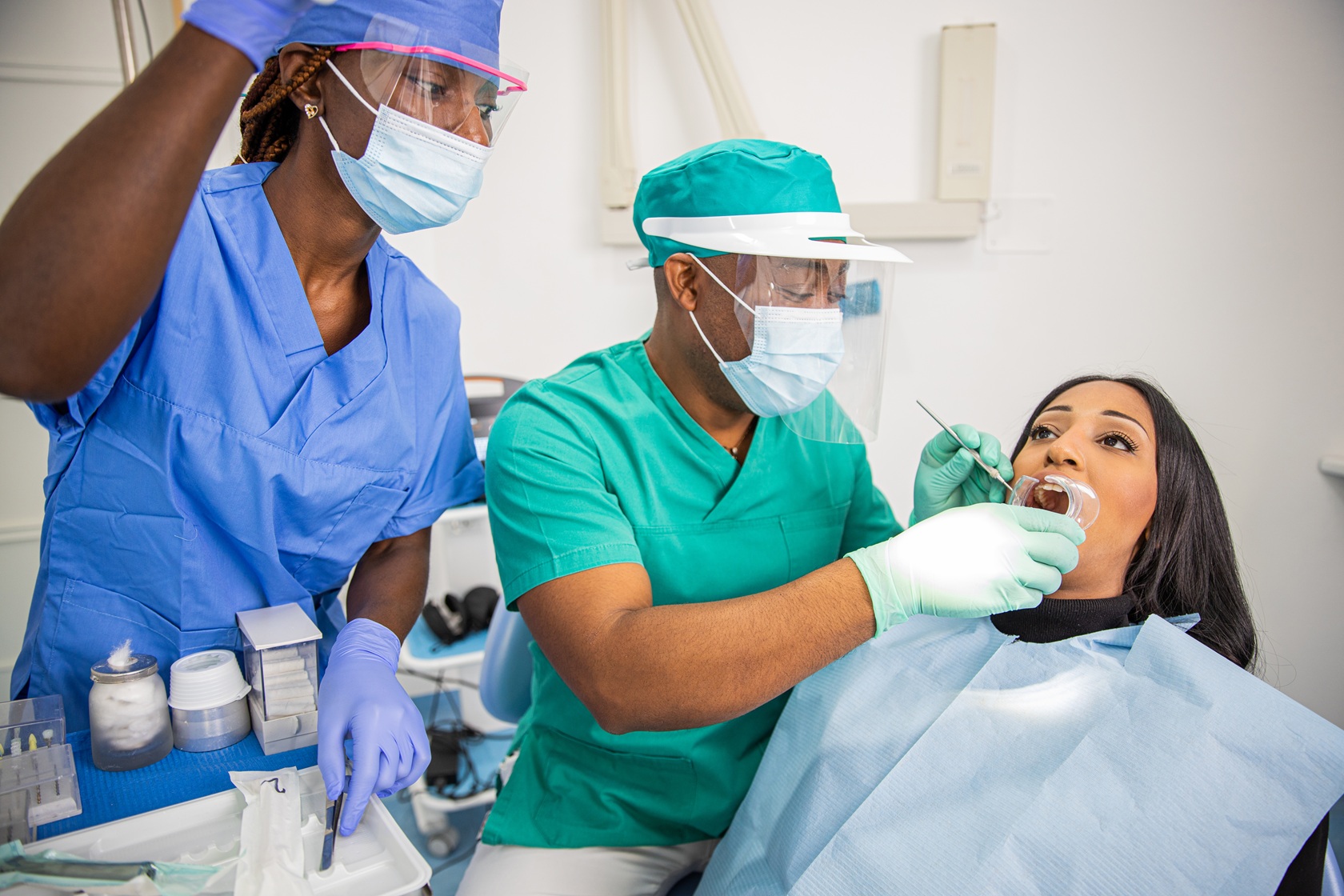 How Much Does Full Mouth Restoration Cost in Turkey in 2025