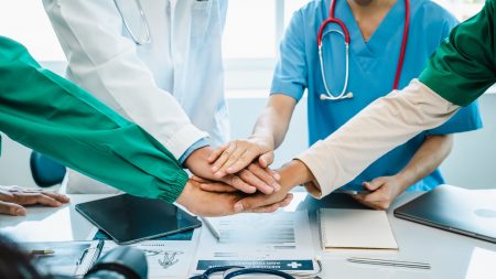 How Healthcare Teams Can Ensure Safer Patient Outcomes in Modern Healthcare