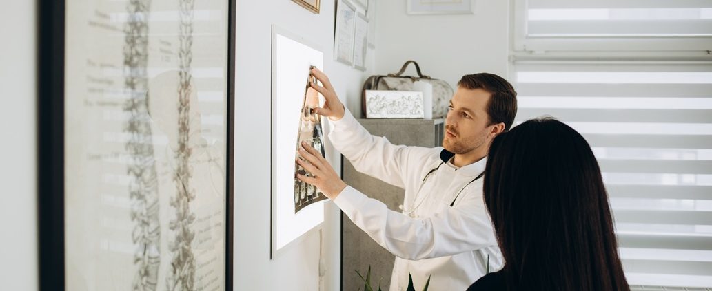 Why We Lead With Education, Not Discounts Marketing a NUCCA Chiropractic Practice in a Price-Conscious World