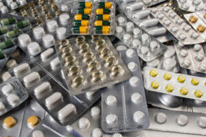 How to identify patients with opioid abuse or addiction treatment?